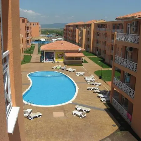 Sunny Day 6 Pav-apartment * Slăntjev Brjag